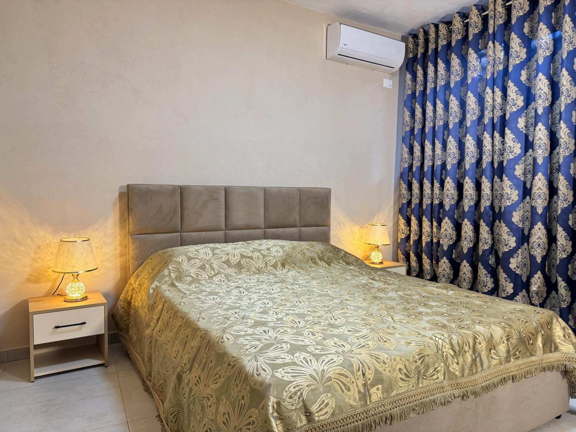 Shkodra Guest House & Trips Екстер'єр фото