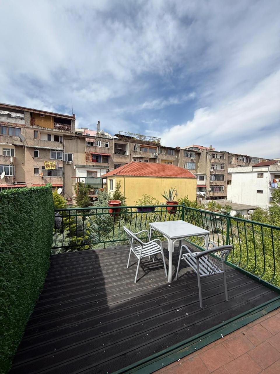 Shkodra Guest House & Trips Екстер'єр фото