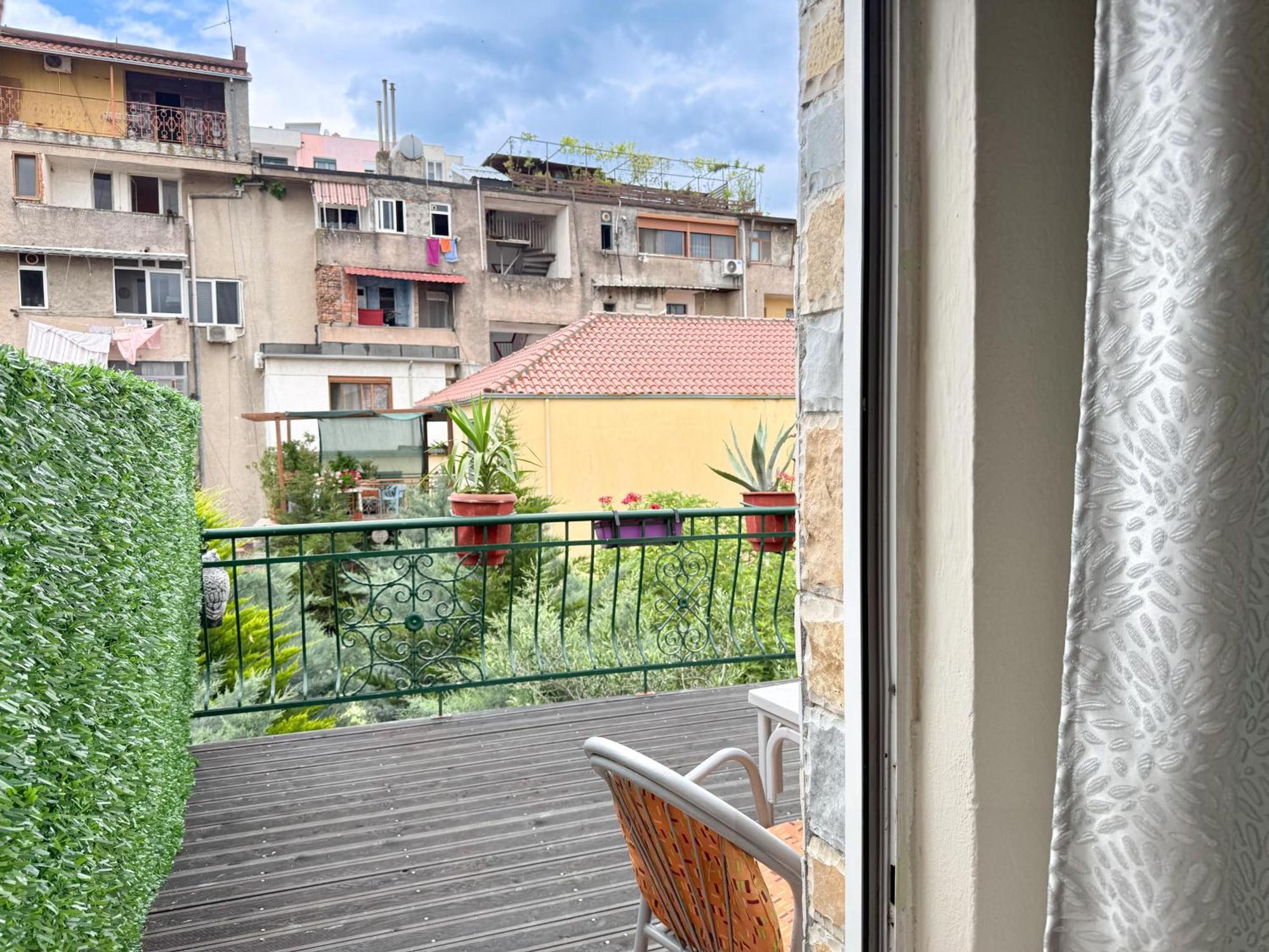 Shkodra Guest House & Trips Екстер'єр фото
