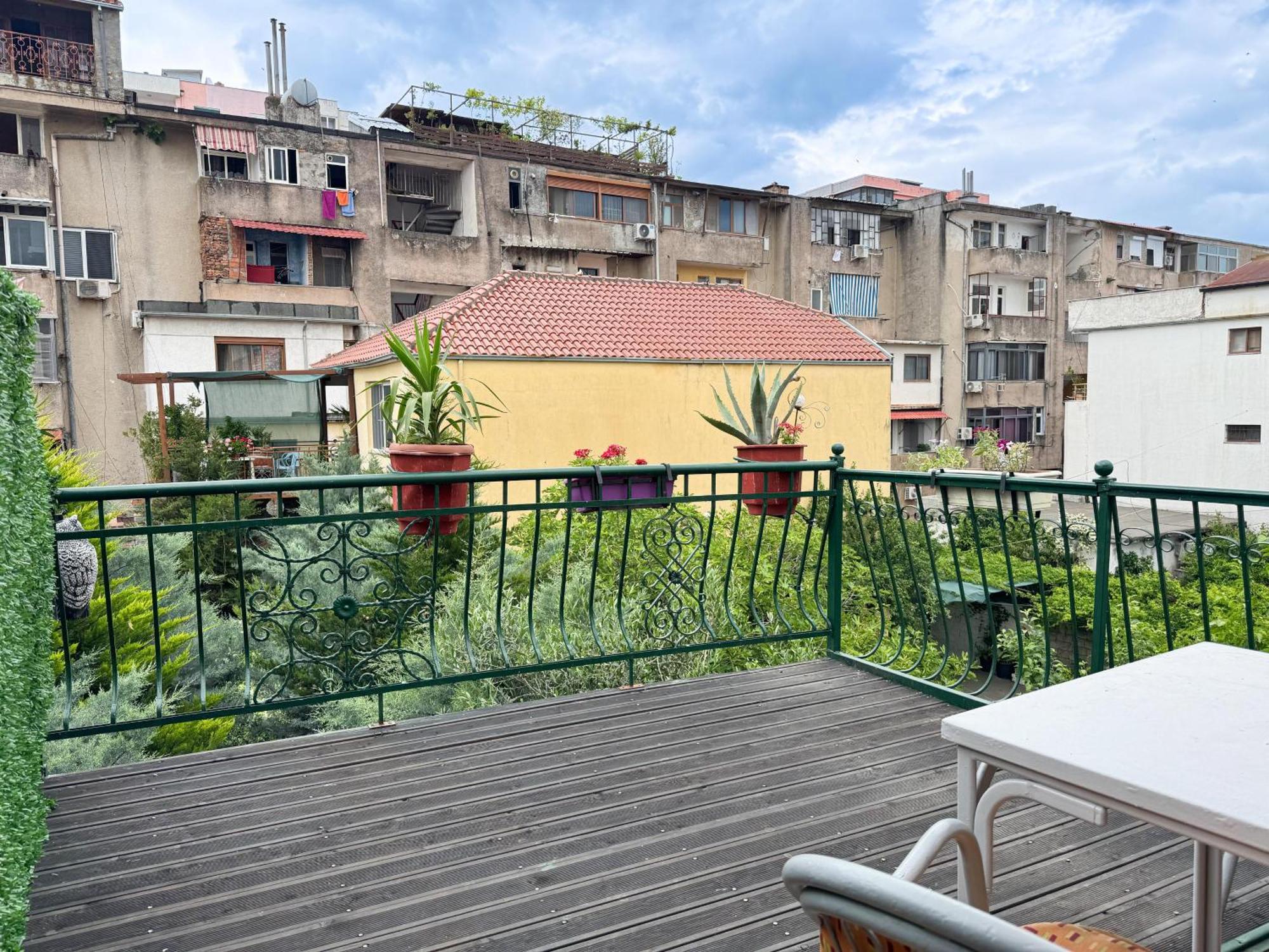Shkodra Guest House & Trips Екстер'єр фото